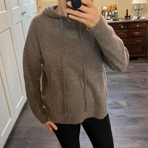 Super soft and cozy gorgeous Zara knit hoodie